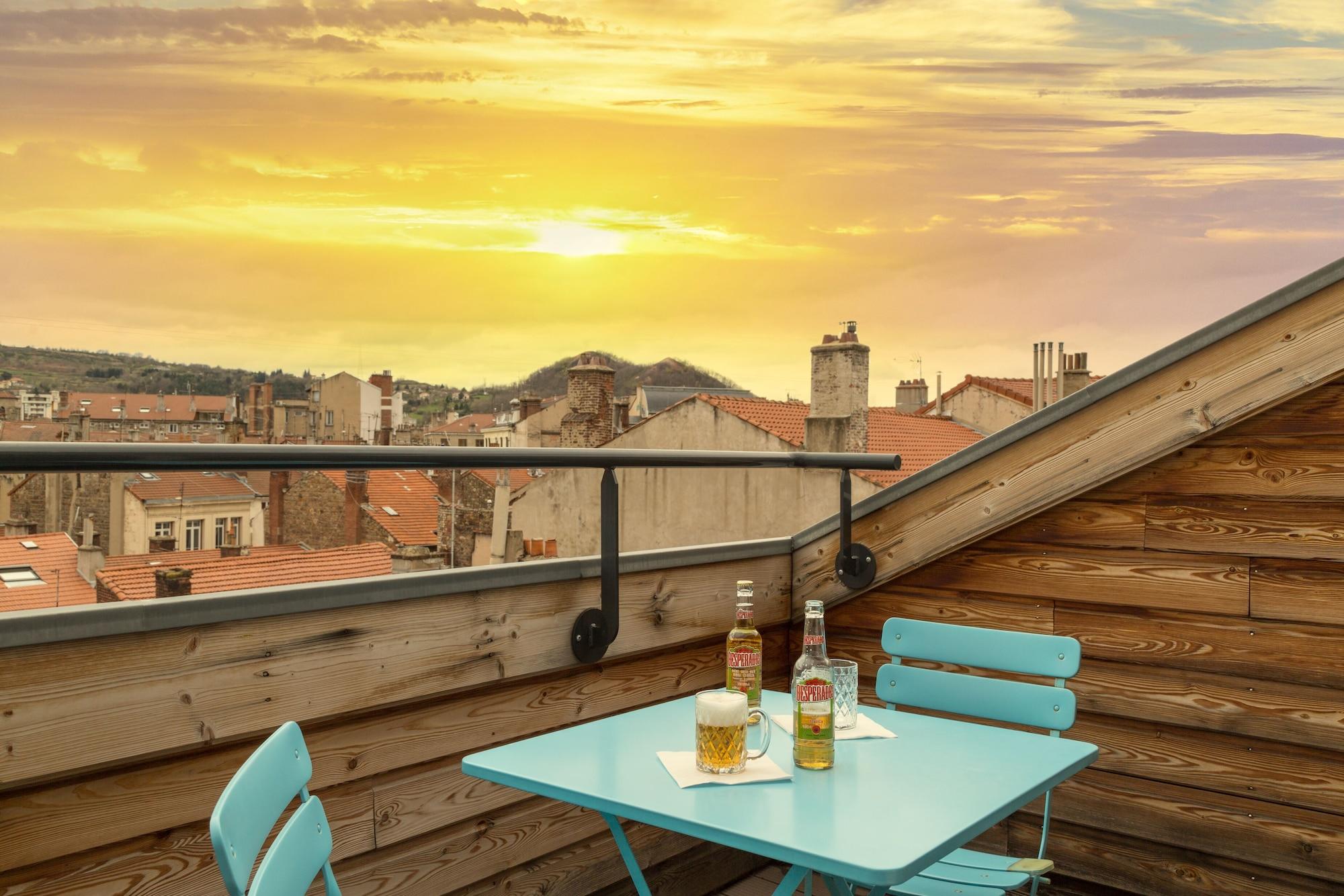 Urban Style, Hotel Le Cheval Noir, Saint-Etienne Екстер'єр фото
