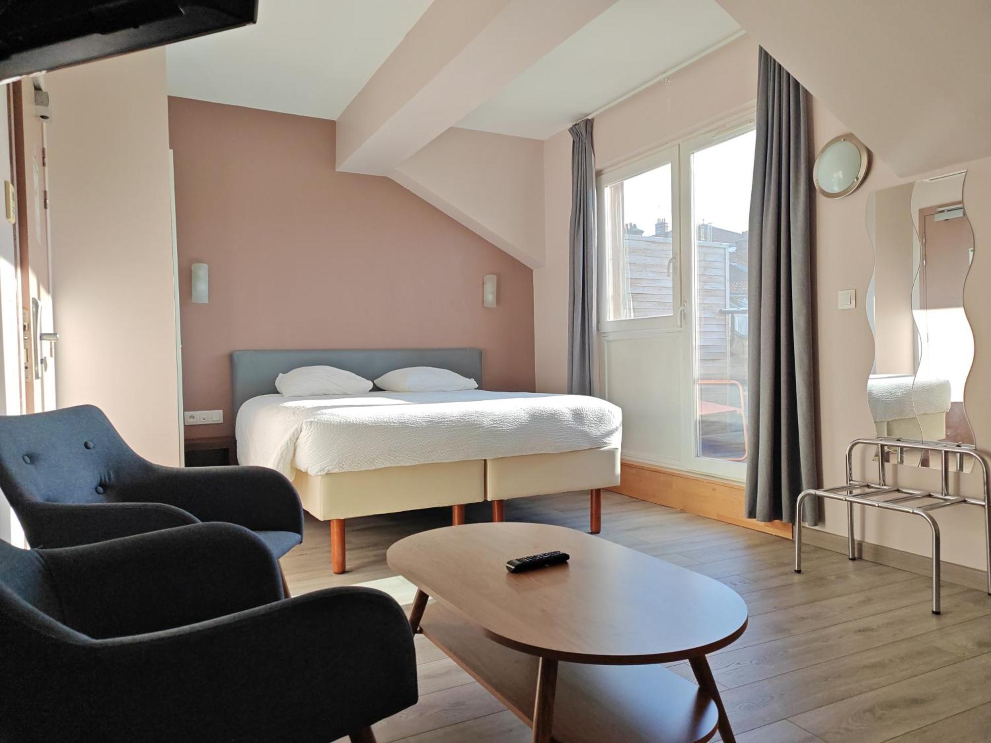 Urban Style, Hotel Le Cheval Noir, Saint-Etienne Екстер'єр фото